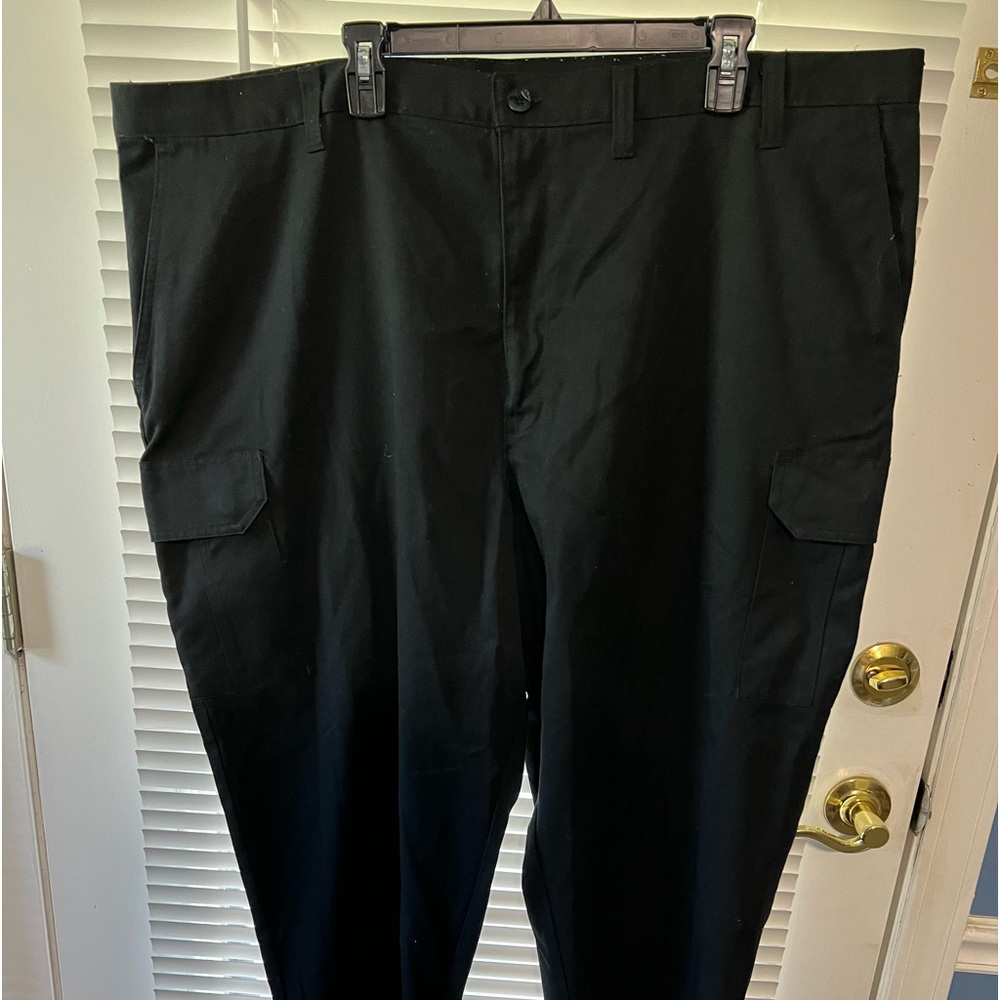 EUC Cintas comfort flex work pants.
